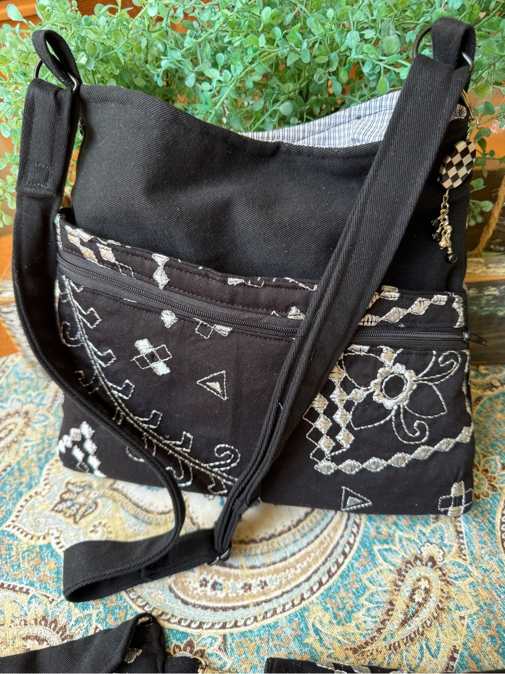 Crossbody Bag Wallet & Makeup Bag 3 Pc Set Handmade Black Silver Embroidered - Picture 4 of 12